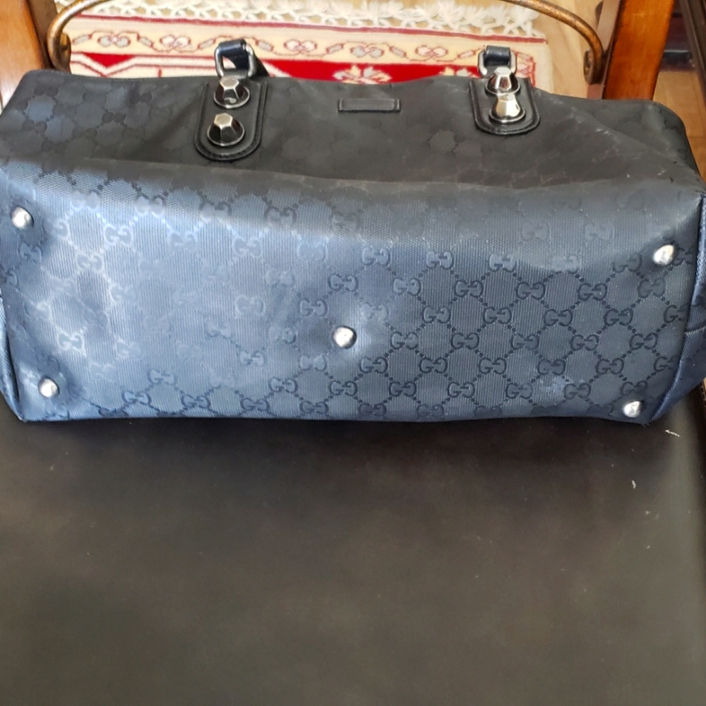 VGUC Authentic GUCCI bag - Picture 10 of 13